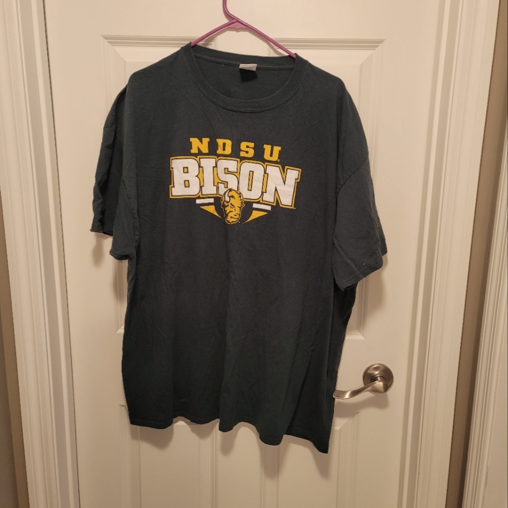 NDSU Bison t-shirt 3XL
